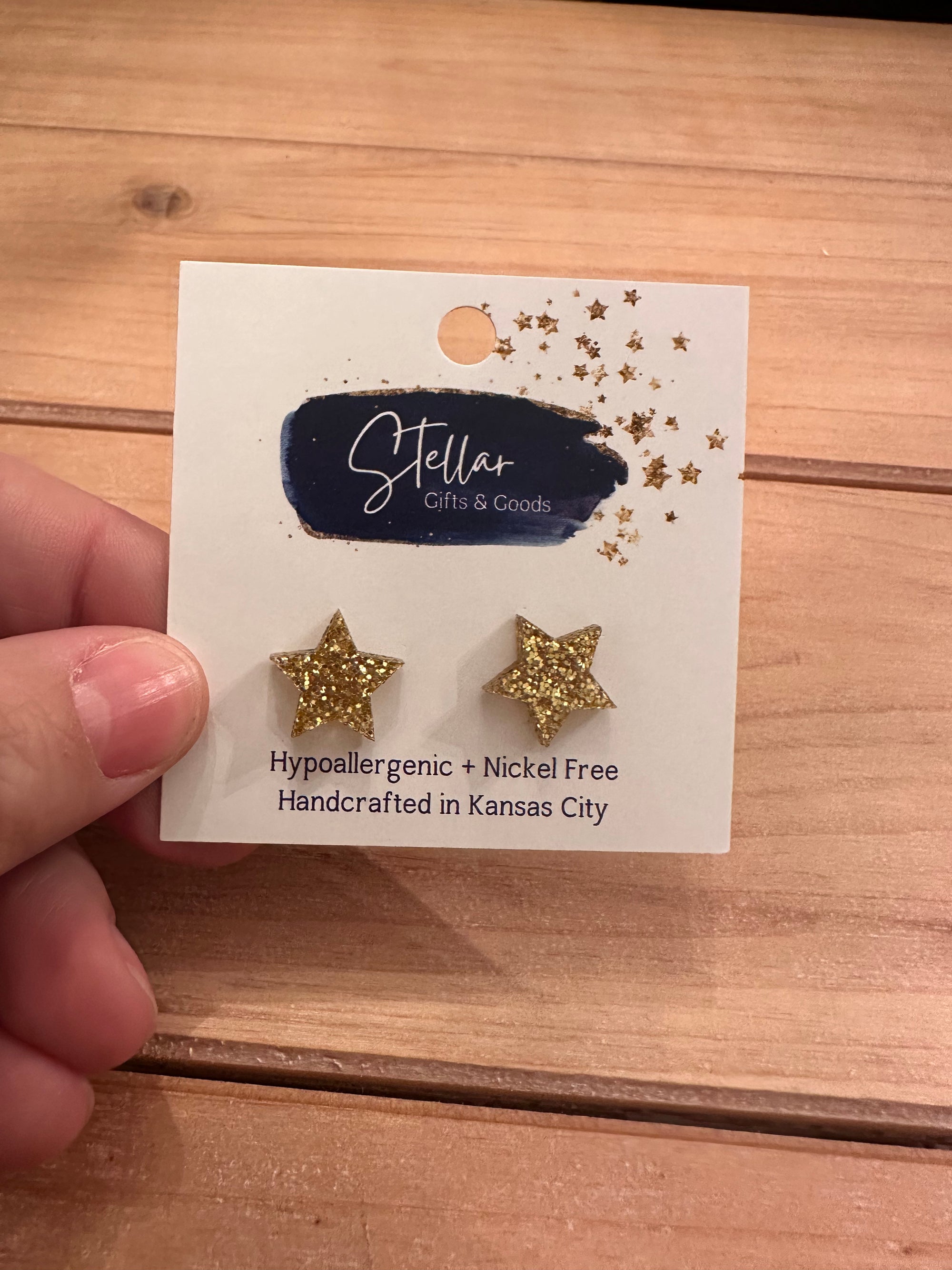 Gold glitter star earrings