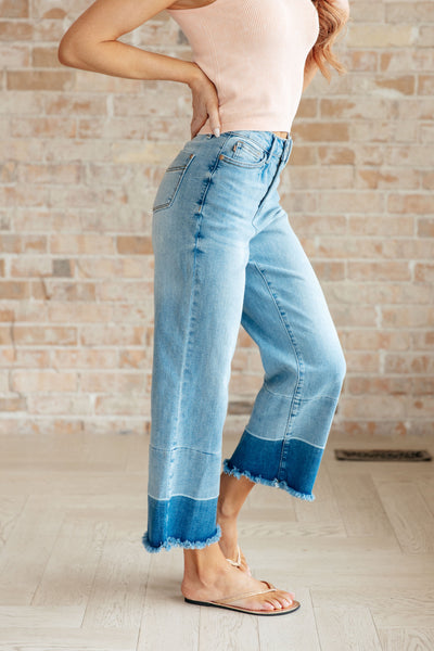 Judy Blue Olivia High Rise Wide Leg Crop Jeans in Medium Wash